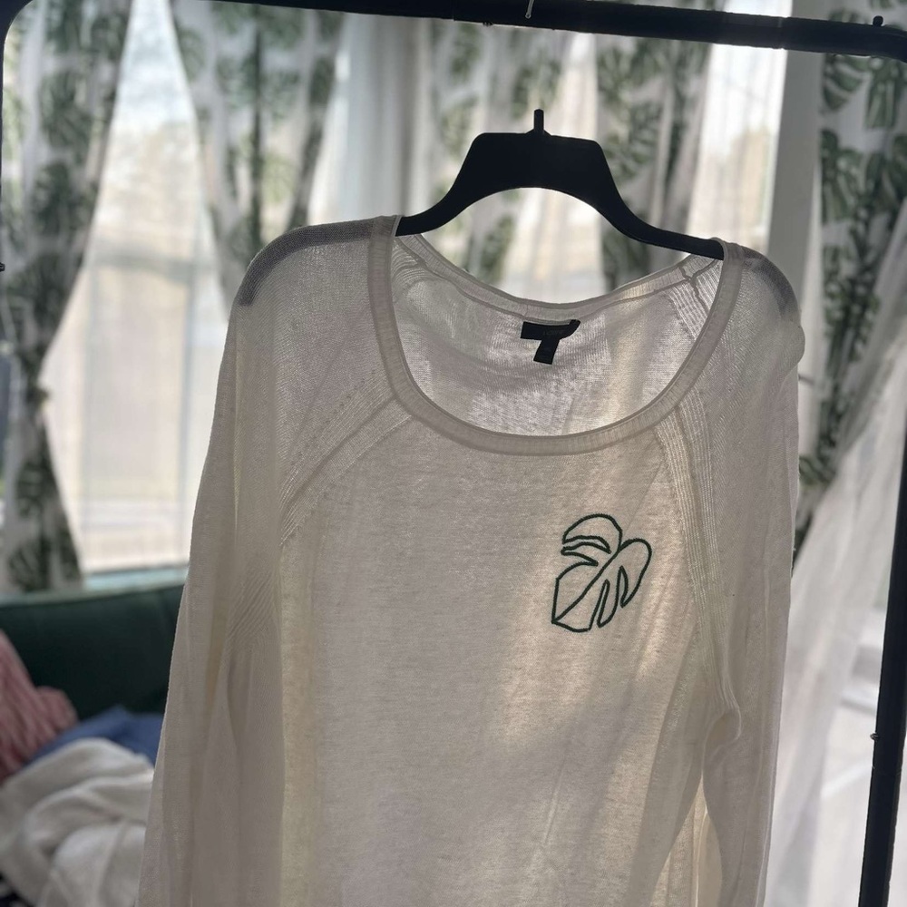 J. Crew White and Green Relaxed sweater